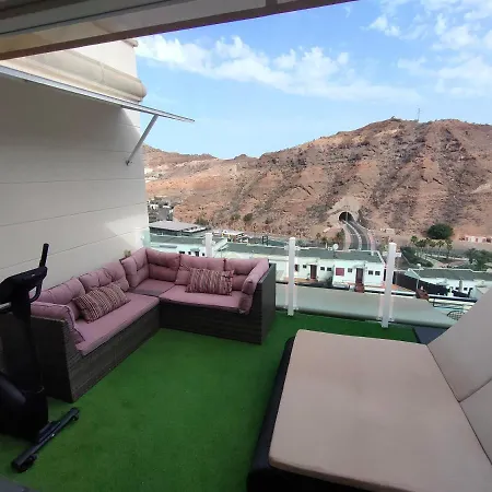 Luxury With Jacuzzi And Pool Access Holiday home *